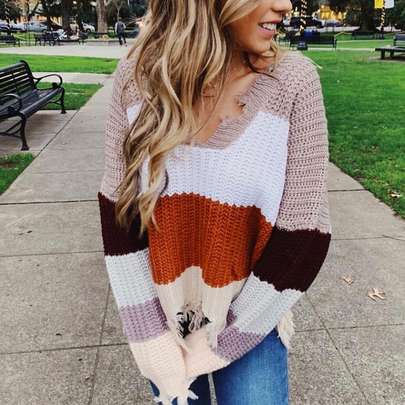 Nwt Distressed Colorblock Vneck Sweater 